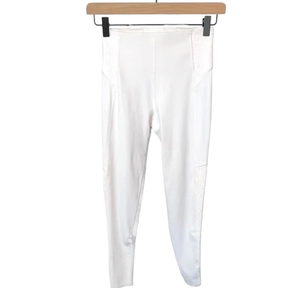 Athleta White Stay Fly 7/8 Tight Leggings Reflective - Picture 1 of 7